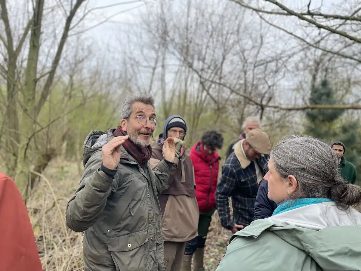 Wouter Van Eck à la forêt comestible Ketelbroek